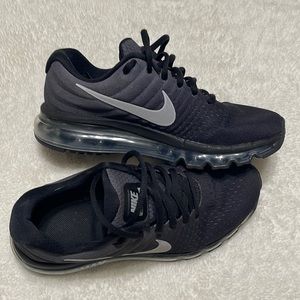 2017 Nike Air Max youth size 6.5